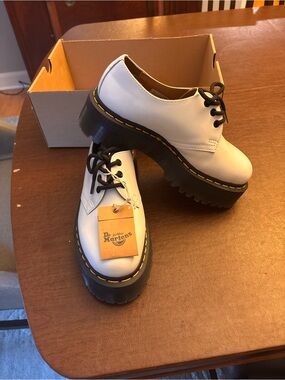 New With Tags Dr. Martens 1461 Quad Platform Derby Shoes - Womens Size 7 - White
